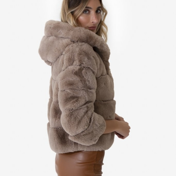 🍁hood fur jacket/coat - Picture 6 of 8